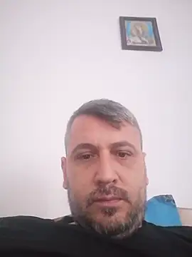 yourflowerpink online show from October 15, 2025, 9:09 am