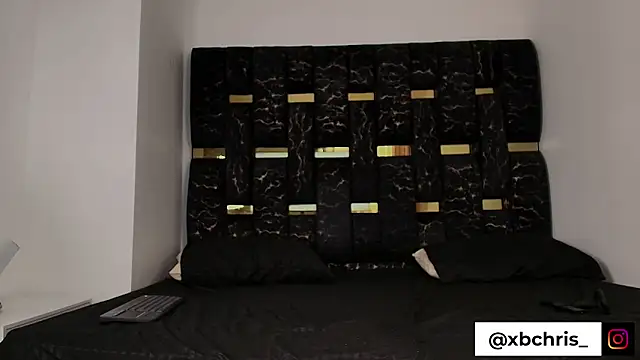 chris blake   online show from September 13, 2025, 8:41 pm