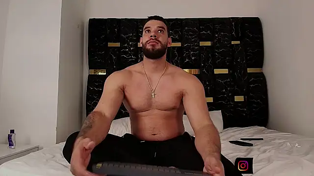 chris blake   online show from September 23, 2025, 7:06 pm