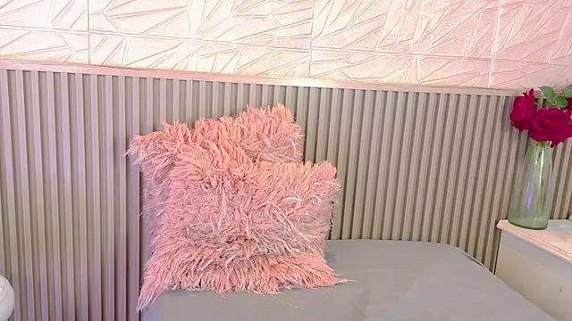 Gaviluc  online show from December 3, 2025, 10:46 am