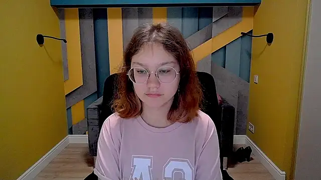 AngelinaLow online show from March 16, 2025, 9:38 am