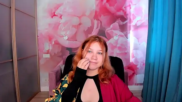 AngelinaLow online show from April 5, 2026, 5:26 am