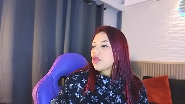 TiffanyWalk online show from January 16, 2026, 11:36 am