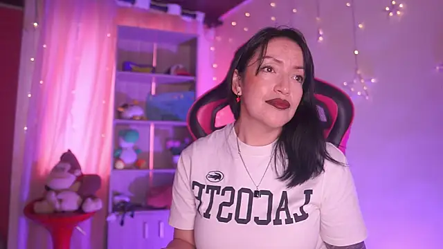 Madison Mayer online show from April 21, 2026, 12:44 pm