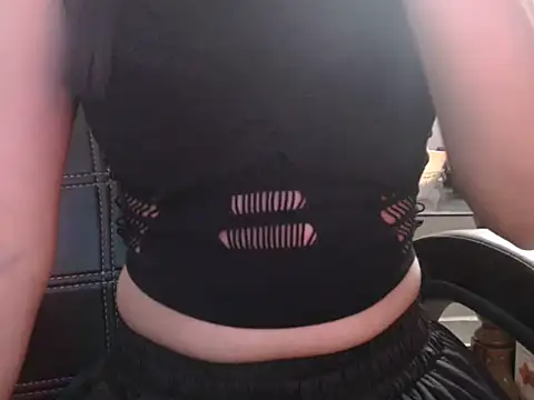 Snapshot of TheMostBeautifullGirl- chatting on December 16, 2025, 2:33 pm TheMostBeautifullGirl- online show from December 16, 2025, 2:33 pm