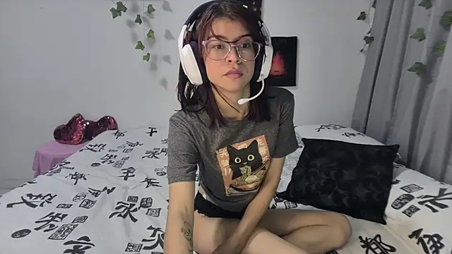 sarah sm online show from June 3, 2026, 8:25 pm