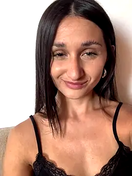 Snapshot of luci_brecman chatting on December 14, 2025, 2:00 pm luci brecman online show from December 14, 2025, 2:00 pm