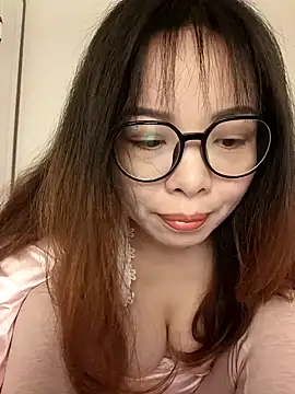 aa520uv online show from March 18, 2025, 4:26 am