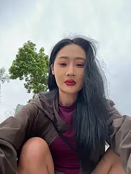 linger-23 online show from October 23, 2025, 6:02 am