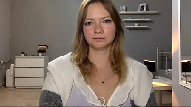 MillieShow online show from September 11, 2025, 8:42 pm