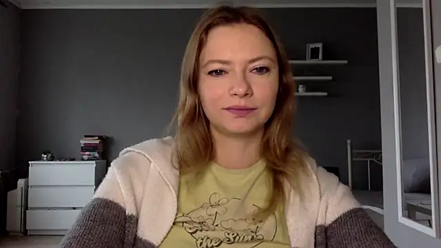 MillieShow online show from October 6, 2025, 7:17 am