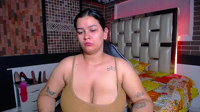kriss sweetboobs10 online show from September 14, 2025, 10:58 am