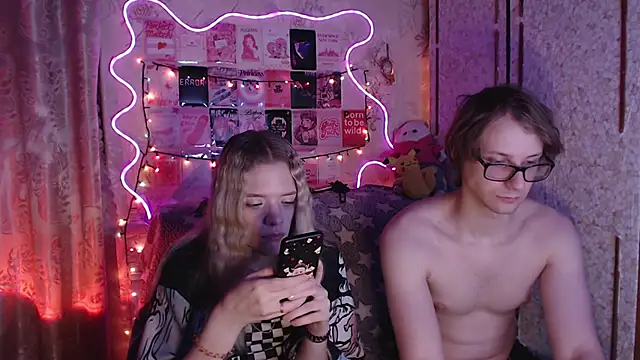 Your Horny Friends online show from November 22, 2025, 3:22 pm