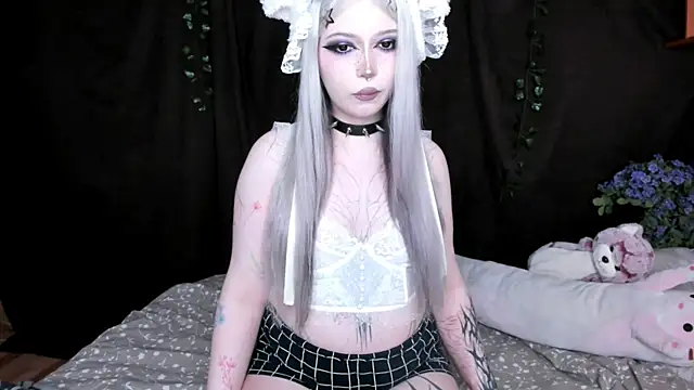 Snapshot of amelia_mays_xx chatting on December 4, 2025, 11:19 am amelia mays xx online show from December 4, 2025, 11:19 am