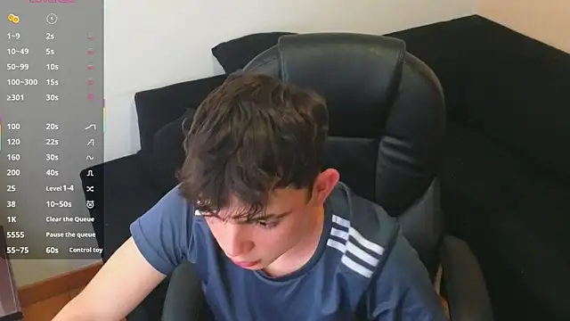 lukeboyce33 online show from September 22, 2025, 9:28 pm