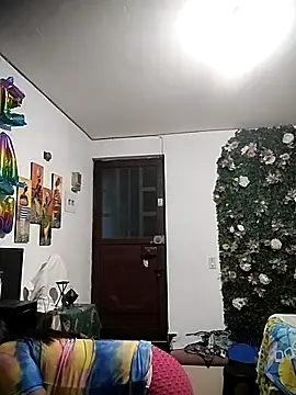 Tu-Reina online show from September 8, 2025, 4:50 pm