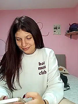 MeCherryy online show from September 27, 2025, 4:45 pm