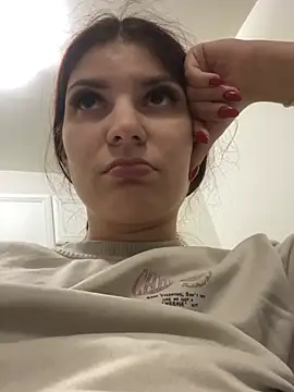 MeCherryy online show from March 20, 2026, 6:35 pm