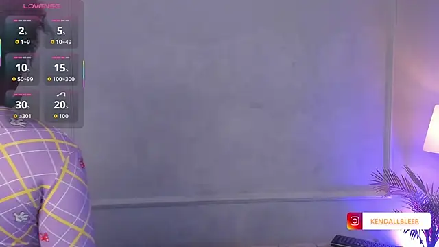 Kendallbleer online show from September 25, 2025, 12:09 pm