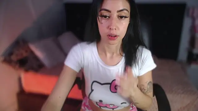 Taylor dolll online show from November 20, 2025, 6:35 am