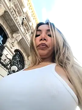 Alyssa 76 online show from April 19, 2026, 6:10 pm