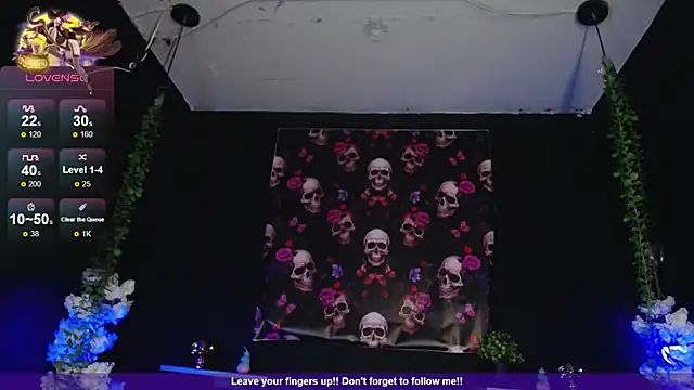 Hairydoll  online show from November 26, 2025, 9:16 pm