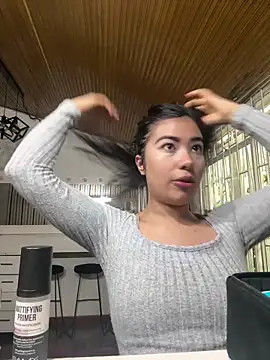 alice kingsley  online show from March 27, 2026, 8:08 pm