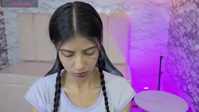  Kitty v online show from February 11, 2026, 1:05 pm