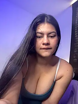 Saanvi21 online show from March 22, 2025, 1:41 pm