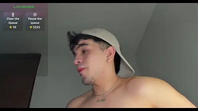 cmzo  online show from October 13, 2025, 12:43 am