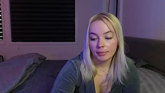 margot robbie7 online show from October 9, 2025, 10:52 pm