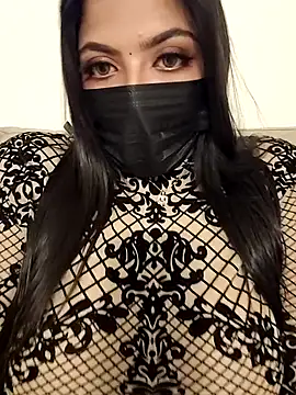 Tamil hot whiskey girl online show from September 30, 2025, 5:18 pm