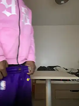 Renoirmonter online show from January 13, 2026, 4:51 am