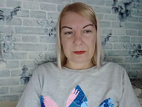 Lillia Ray online show from September 26, 2025, 9:35 am