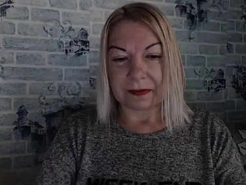 Lillia Ray online show from October 2, 2025, 6:31 am