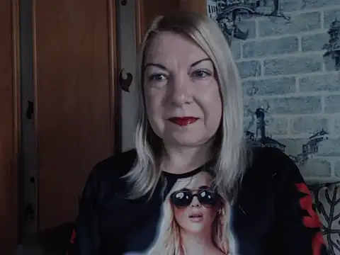 Lillia Ray online show from April 24, 2026, 9:45 am