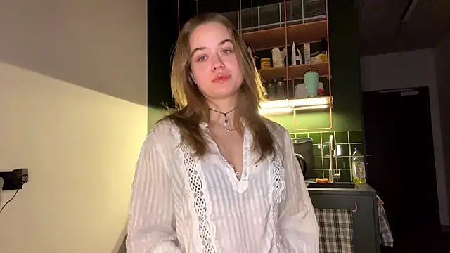 kiyoko kur  online show from March 17, 2025, 9:23 pm