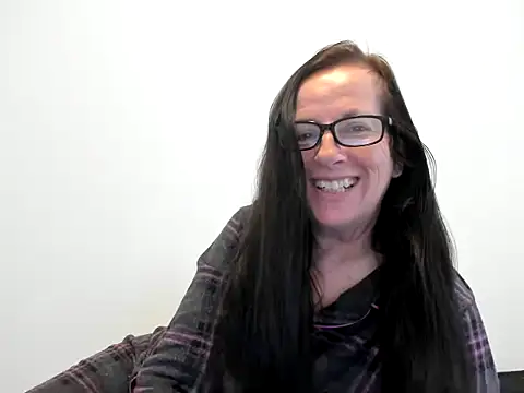 Snapshot of peachgoddess chatting on March 3, 2026, 1:28 pm peachgoddess online show from March 3, 2026, 1:28 pm