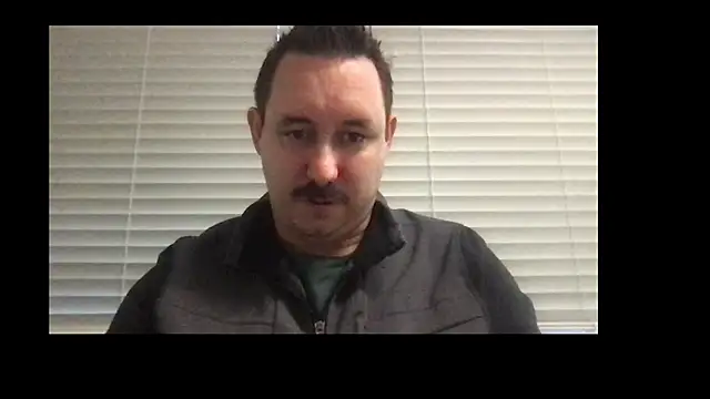 Snapshot of danejackson2025 chatting on December 18, 2025, 5:19 pm danejackson2025 online show from December 18, 2025, 5:19 pm