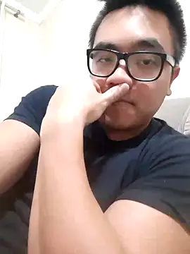 awesometeacher33 online show from March 18, 2025, 5:10 pm