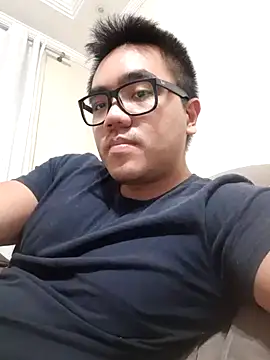 awesometeacher33 online show from March 19, 2025, 2:37 am