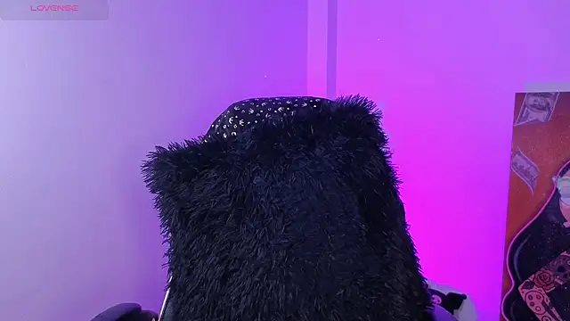 AnfisaLetyagho online show from November 7, 2025, 12:32 am