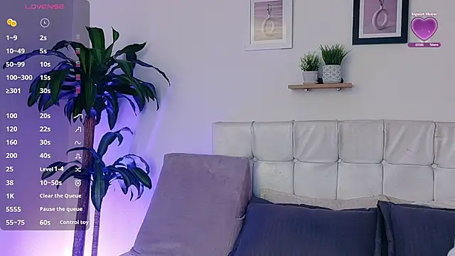 YuliethPetite online show from September 30, 2025, 11:26 am