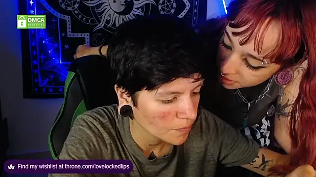 lovelockedlips online show from September 14, 2025, 4:33 am