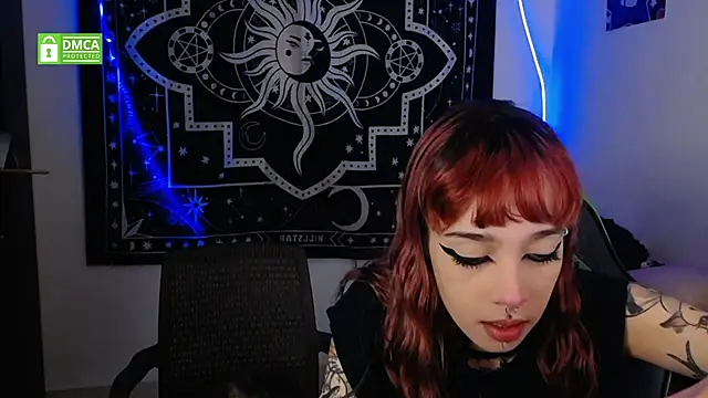 lovelockedlips online show from October 11, 2025, 3:06 am