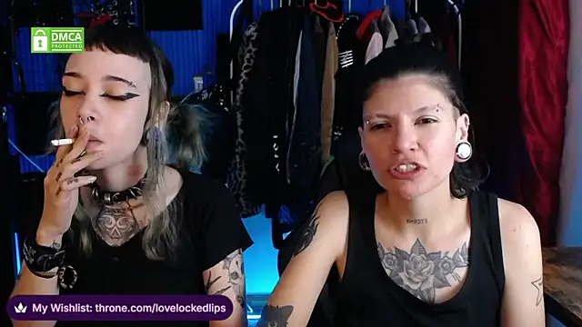 lovelockedlips online show from June 4, 2026, 3:56 am