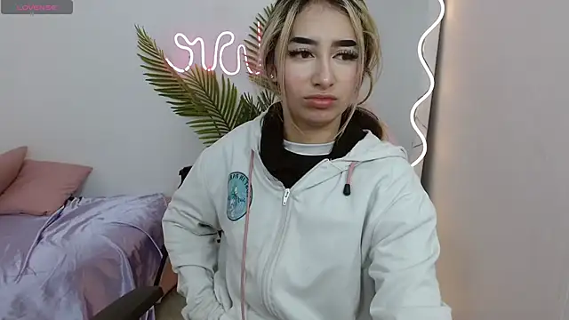 Malory tay1 online show from October 19, 2025, 11:33 am