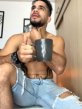 Maximiliano ford online show from December 16, 2025, 11:04 am