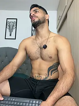 Maximiliano ford online show from May 14, 2026, 10:27 pm