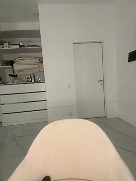 Amy Sky  online show from February 7, 2026, 5:05 pm